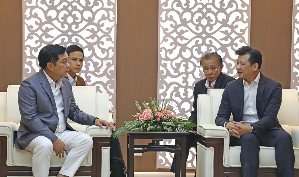 Deo Ca Group, Petro Trade join hands in Vietnam-Laos railway project