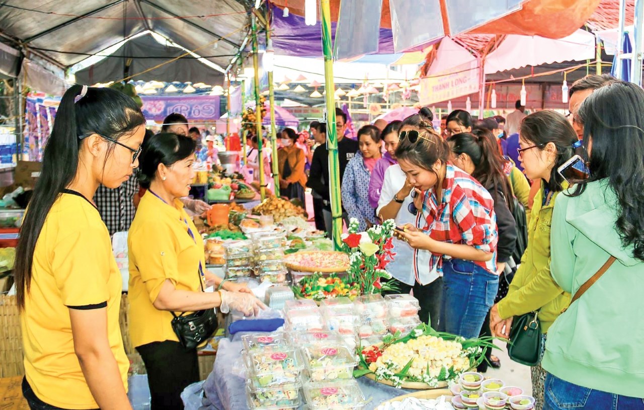 Southern Folk Cake Festival set to kick off late this month