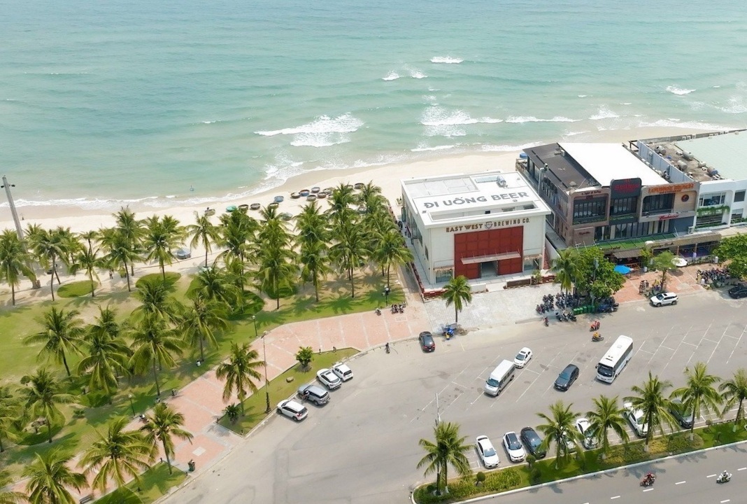 East West Brewing opens second branch in Danang