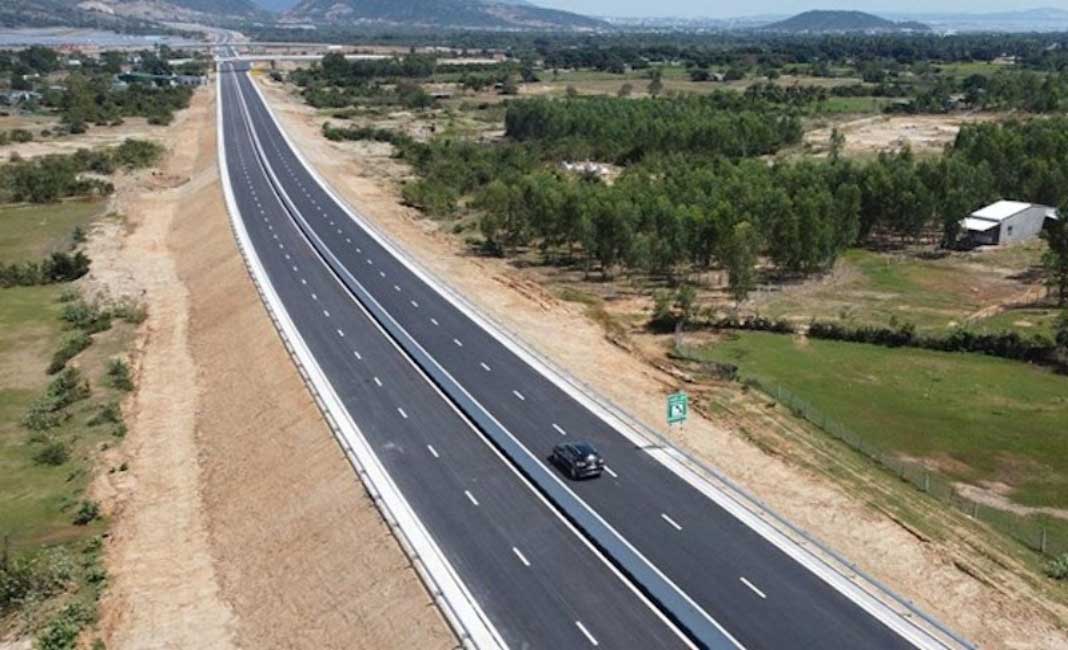 Nha Trang-Cam Lam expy to be completed by end-May
