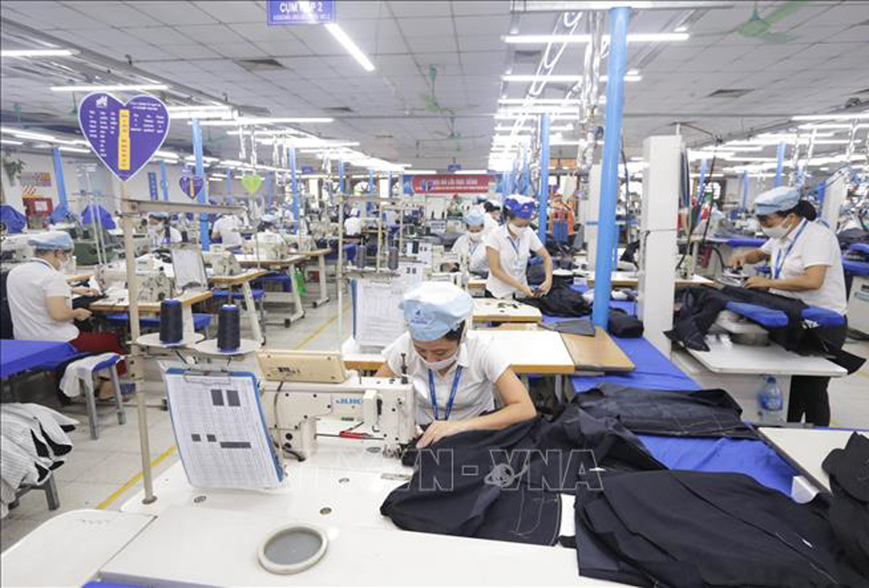 Employees’ average income rises in Q1