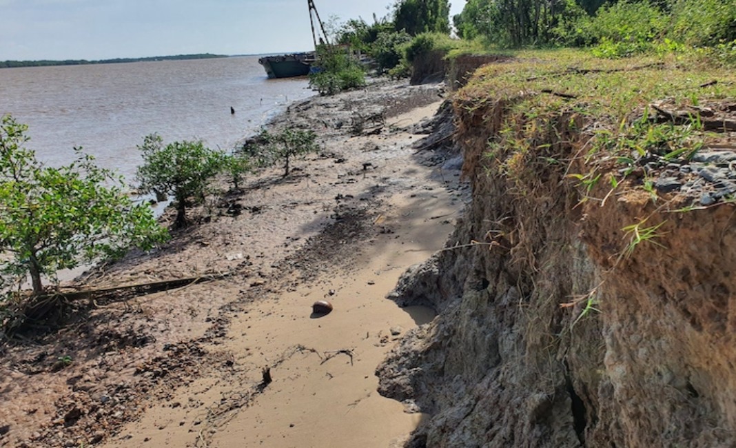 PM urges landslide mitigation in Mekong Delta