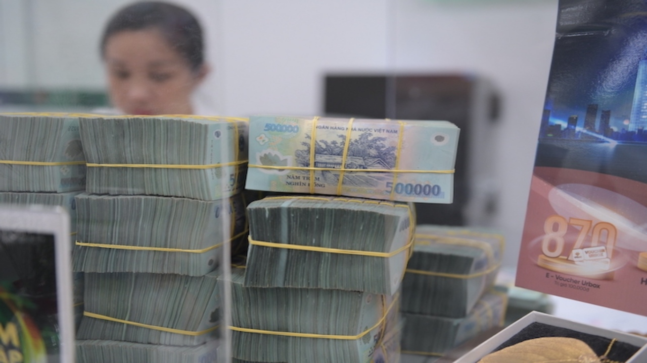 Eighty-two companies delay bond repayments in H1