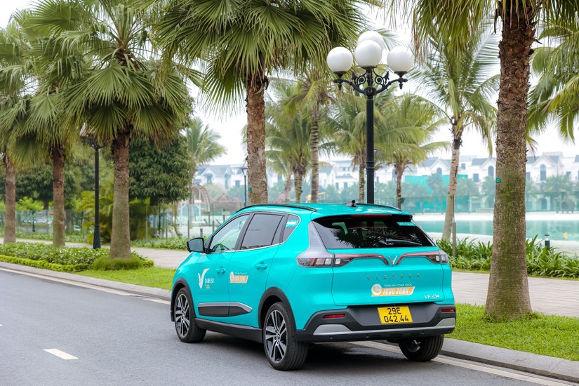 Transport Ministry proposes incentives for EV makers and buyers