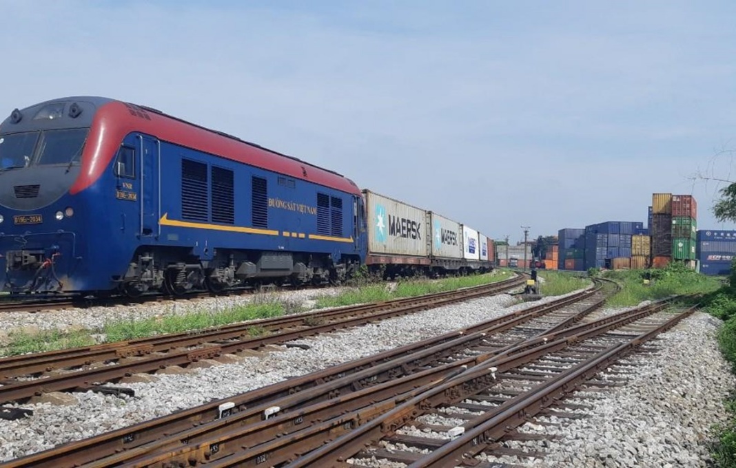 Planning underway for 440-kilometer railway linking Hanoi with northern provinces