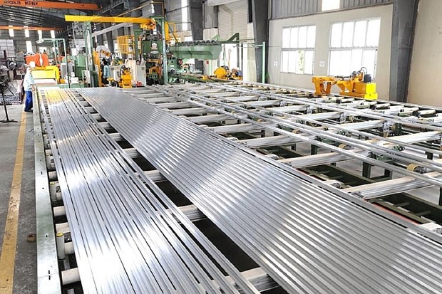 U.S. launches anti-dumping probe into aluminum imports from Vietnam