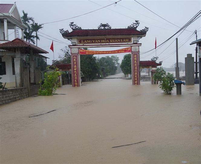 Two dead, three others missing due to floods in central Vietnam