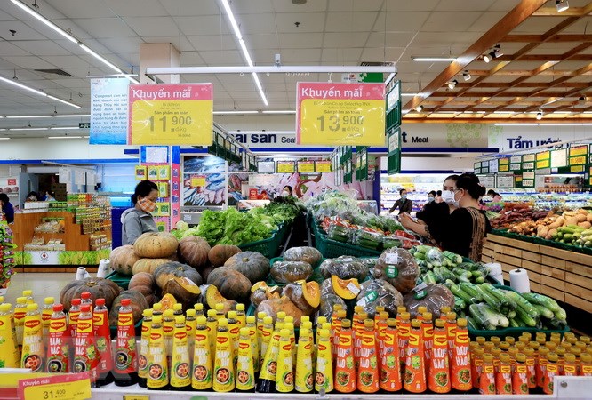 Retail sales surge 8.2% in Q1