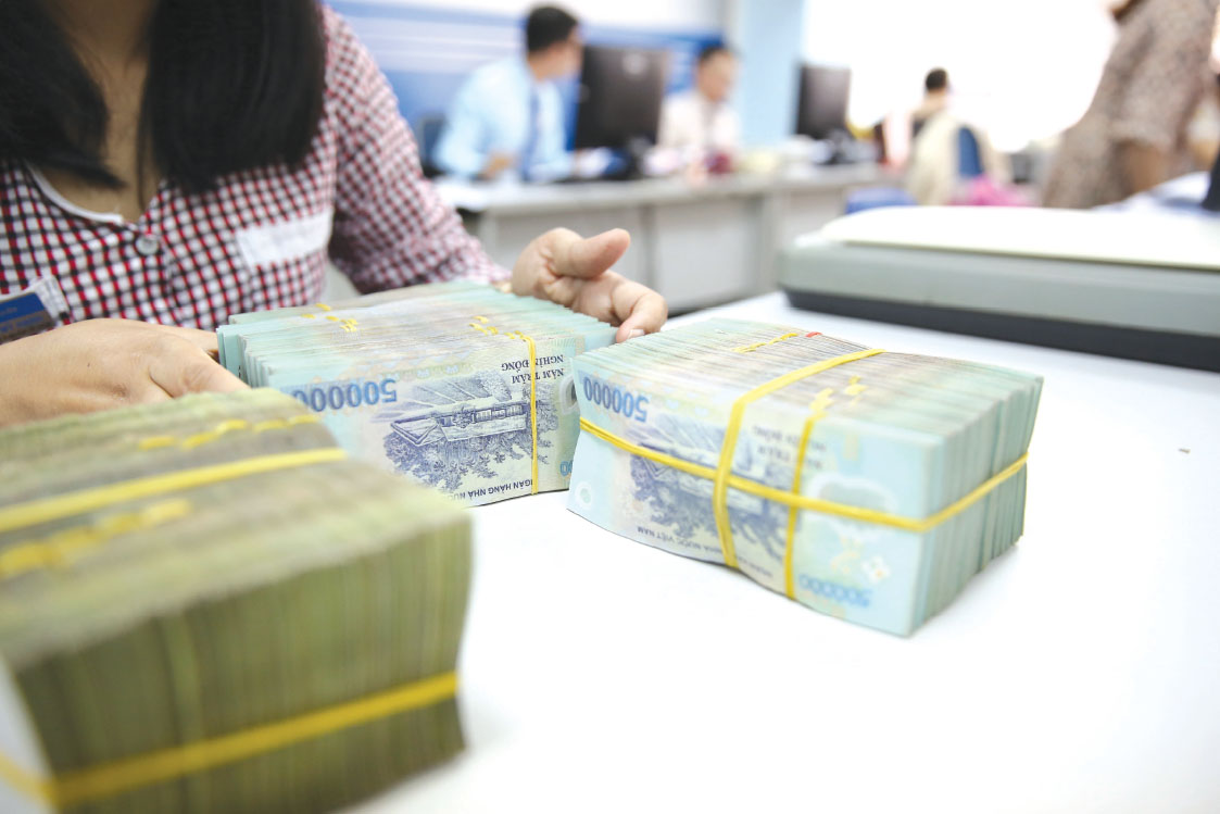 Government calls on banks to further cut lending rates