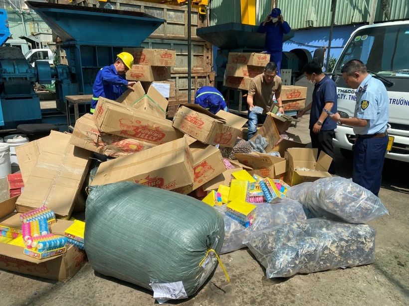 HCMC cracks down on unsafe food products