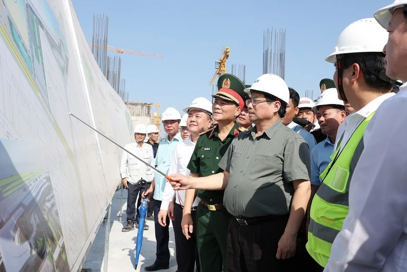 PM wants Tan Son Nhat Terminal T3 completed by end-April 2025