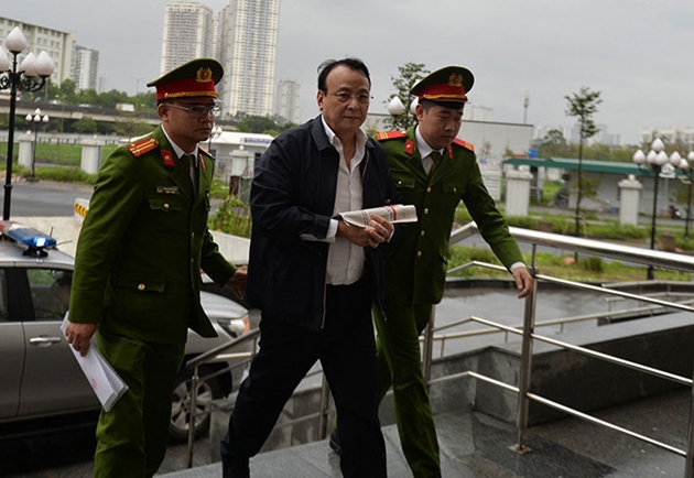 Tan Hoang Minh Group chairman brought to court over bond fraud