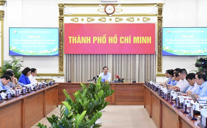 HCMC reports strong growth in Q1 but challenges persist