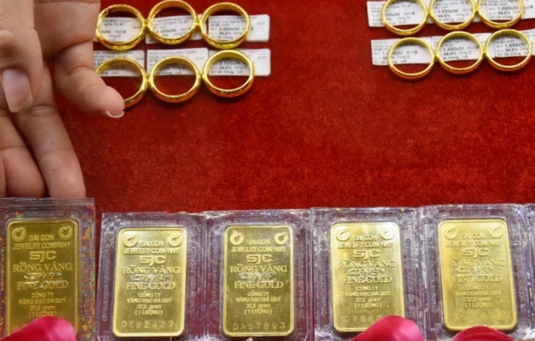 Gold ring prices shoot up