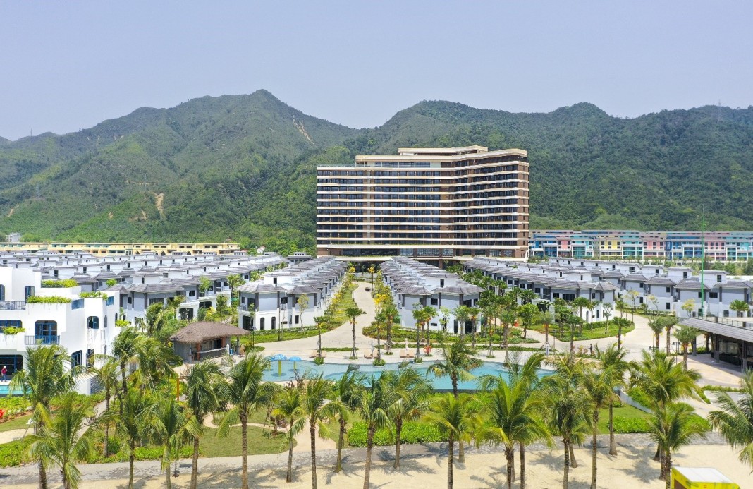 First five-star resort launched in Van Don