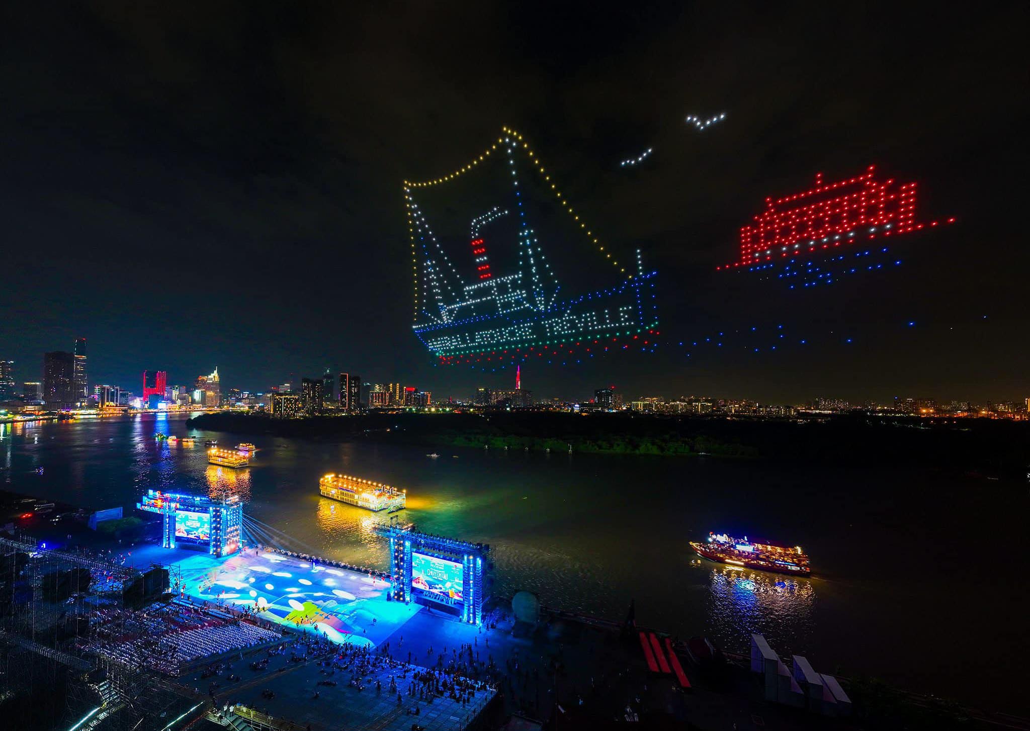 HCMC to hold largest drone light show