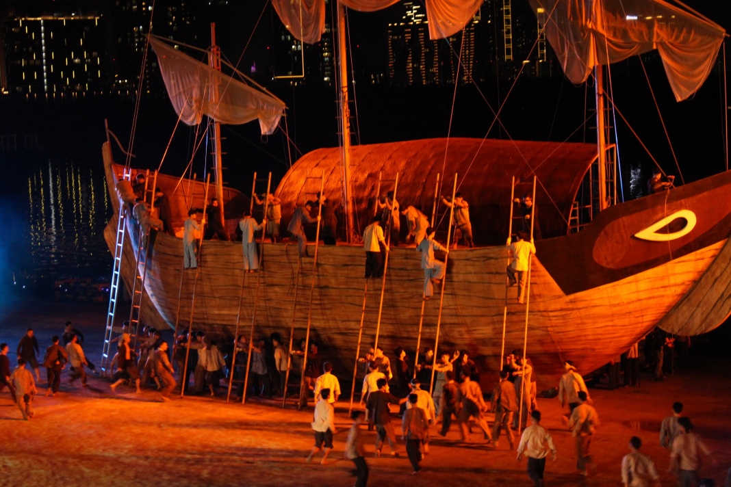 HCMC launches 2nd River Festival