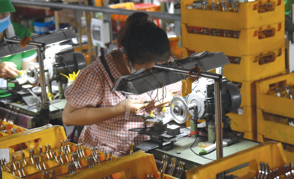 Foreign trade hits US$440 billion in Jan-Jul