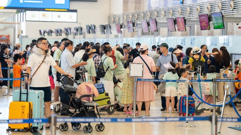 Noi Bai airport planned to handle 100 million passengers annually