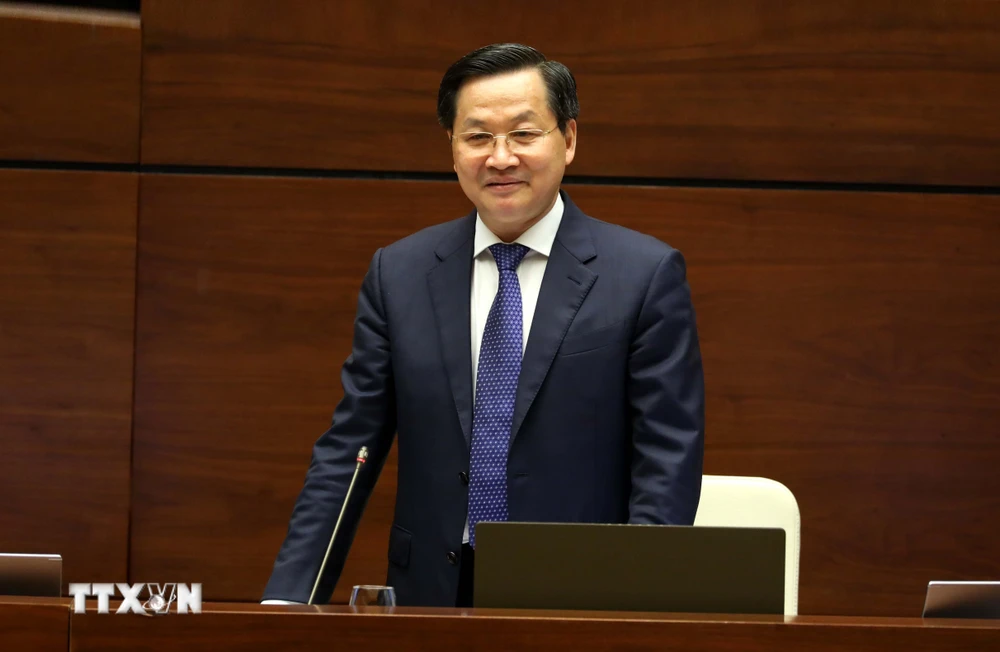 Deputy PM Le Minh Khai gets disciplinary warning from Politburo