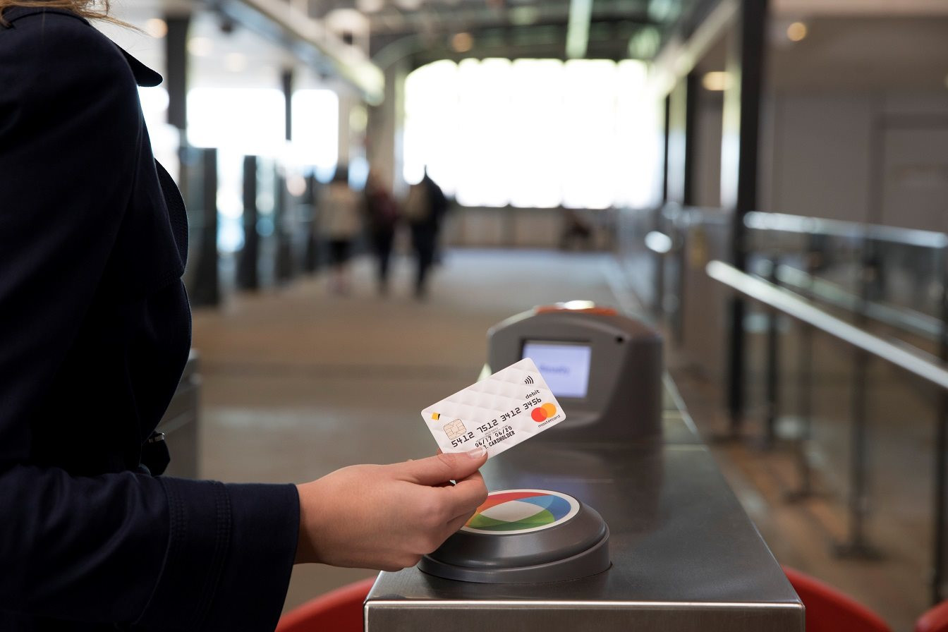 FPT IS, Mastercard launch contactless payment system for HCMC metro line