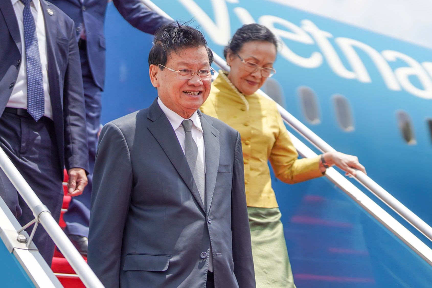 Top leader of Laos comes to HCMC