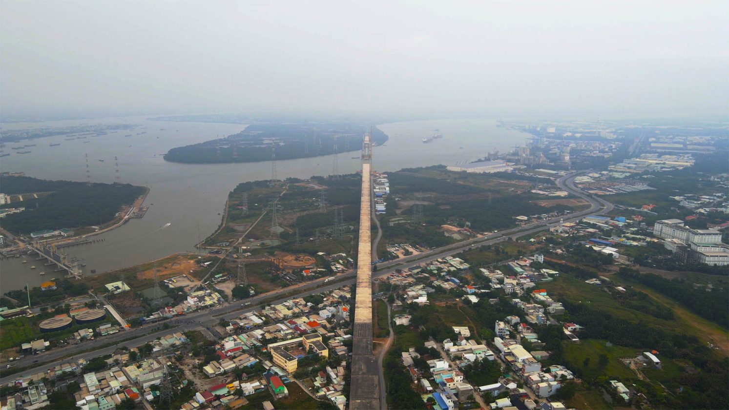 Part of Ben Luc-Long Thanh expy to be opened to traffic next month