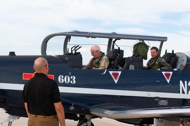 Vietnam receives five U.S.-made T-6C training aircraft