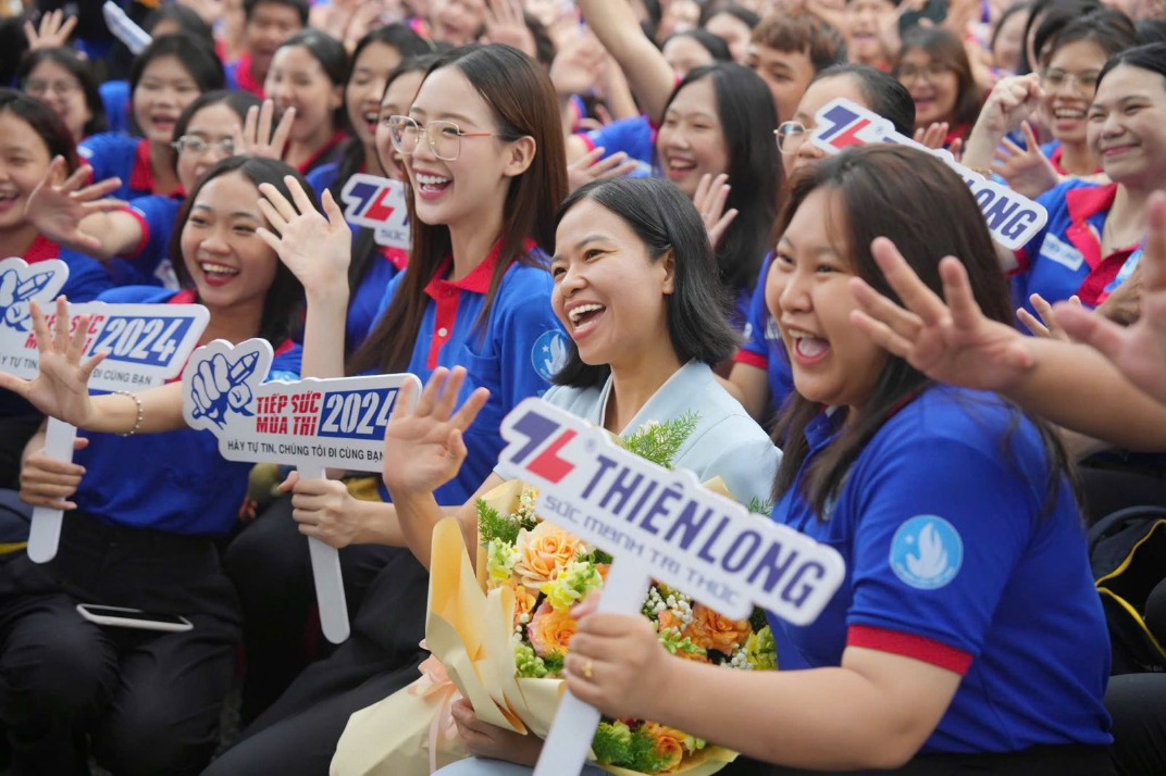 Thien Long and its social programs support the education sector