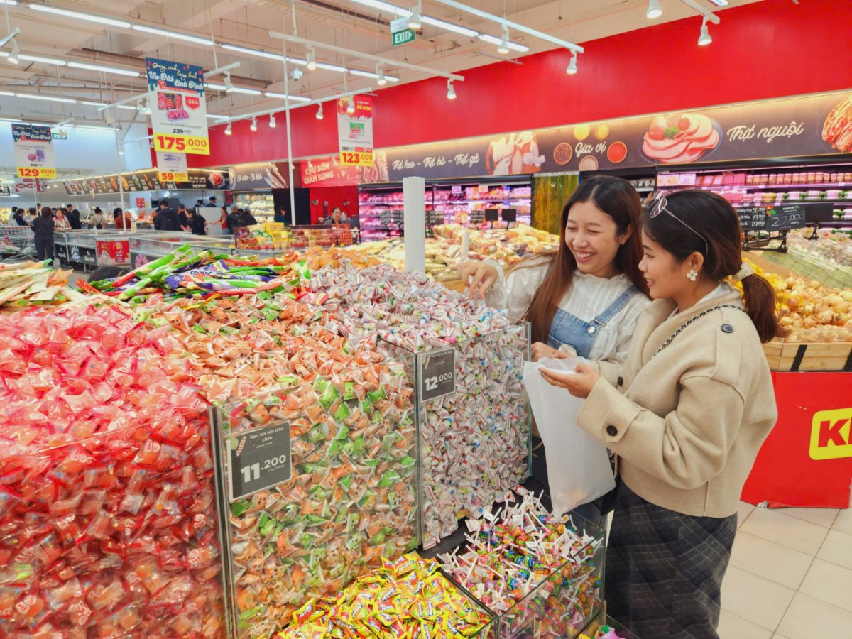 MOIT seeks to ensure stable supply and prices for upcoming Tet holiday
