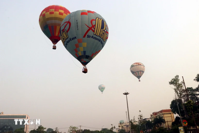 Ninh Binh hosts hot air balloon festival