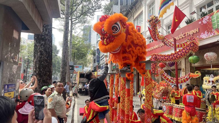 Traditional lion dance troupes fully booked for Tet celebrations