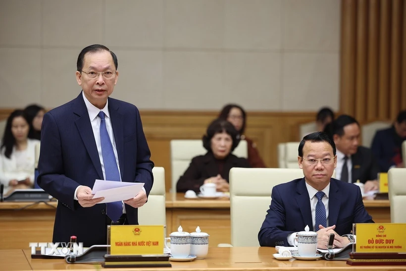 Central bank to phase out credit growth quotas