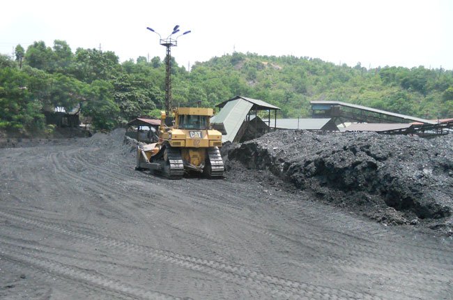 Dak Nong to auction 28 mines for construction materials this year