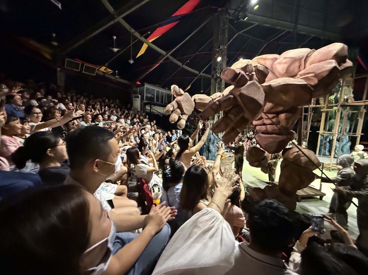 A new act of the HCMC Circus