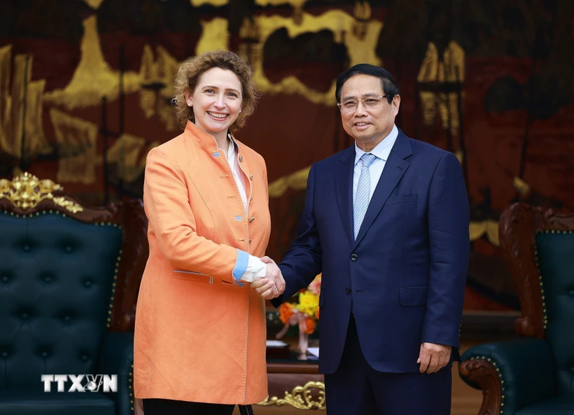 Vietnam seeks further financial support from European Investment Bank