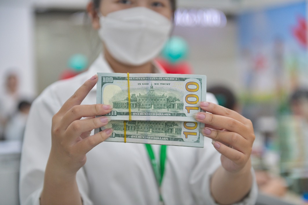 Exchange rate makes a U-turn