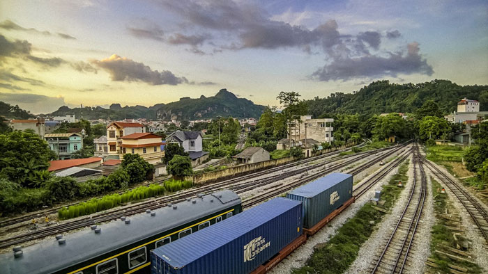 Vietnam-China cross-border train service to resume soon