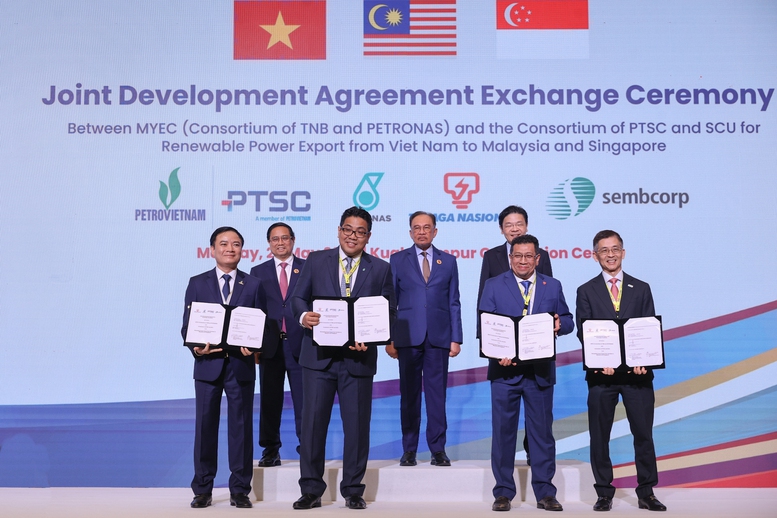 Vietnam inks deal to export clean power to Malaysia, Singapore