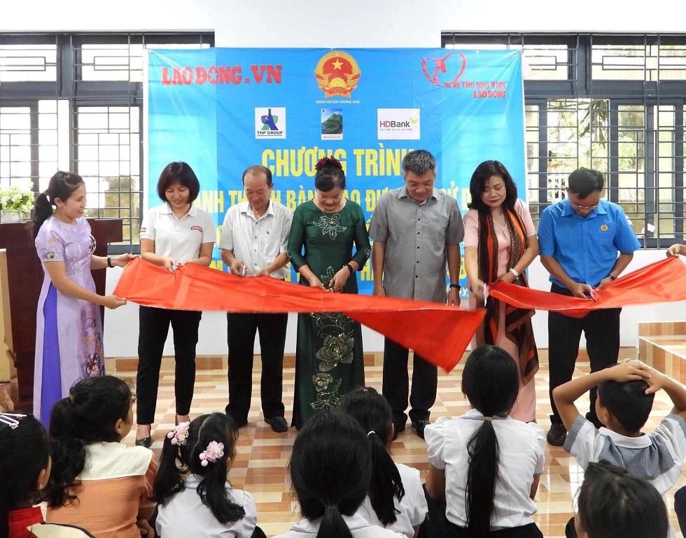 Tan Hiep Phat helps upgrade primary school in Dak Lak
