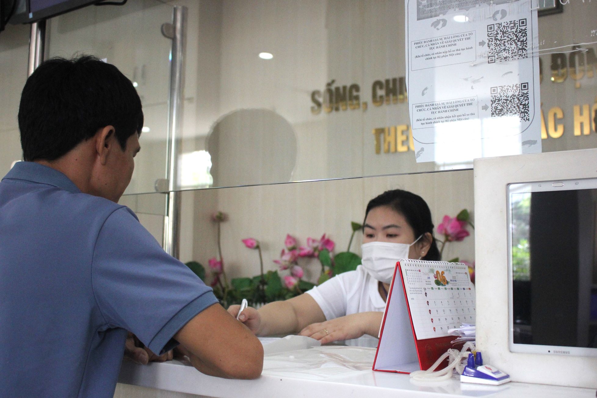 Over 85,000 public employees leave under Vietnam’s downsizing policy