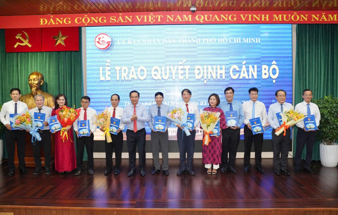 Leaders of Saigon Times Group, nine other media outlets appointed
