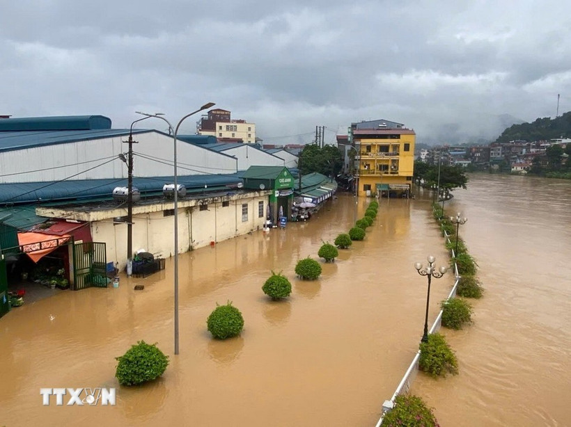 Storm Bualoi leaves dozens dead in northern and central provinces