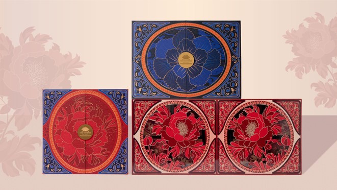 Reverie Saigon introduces new mooncake collection
