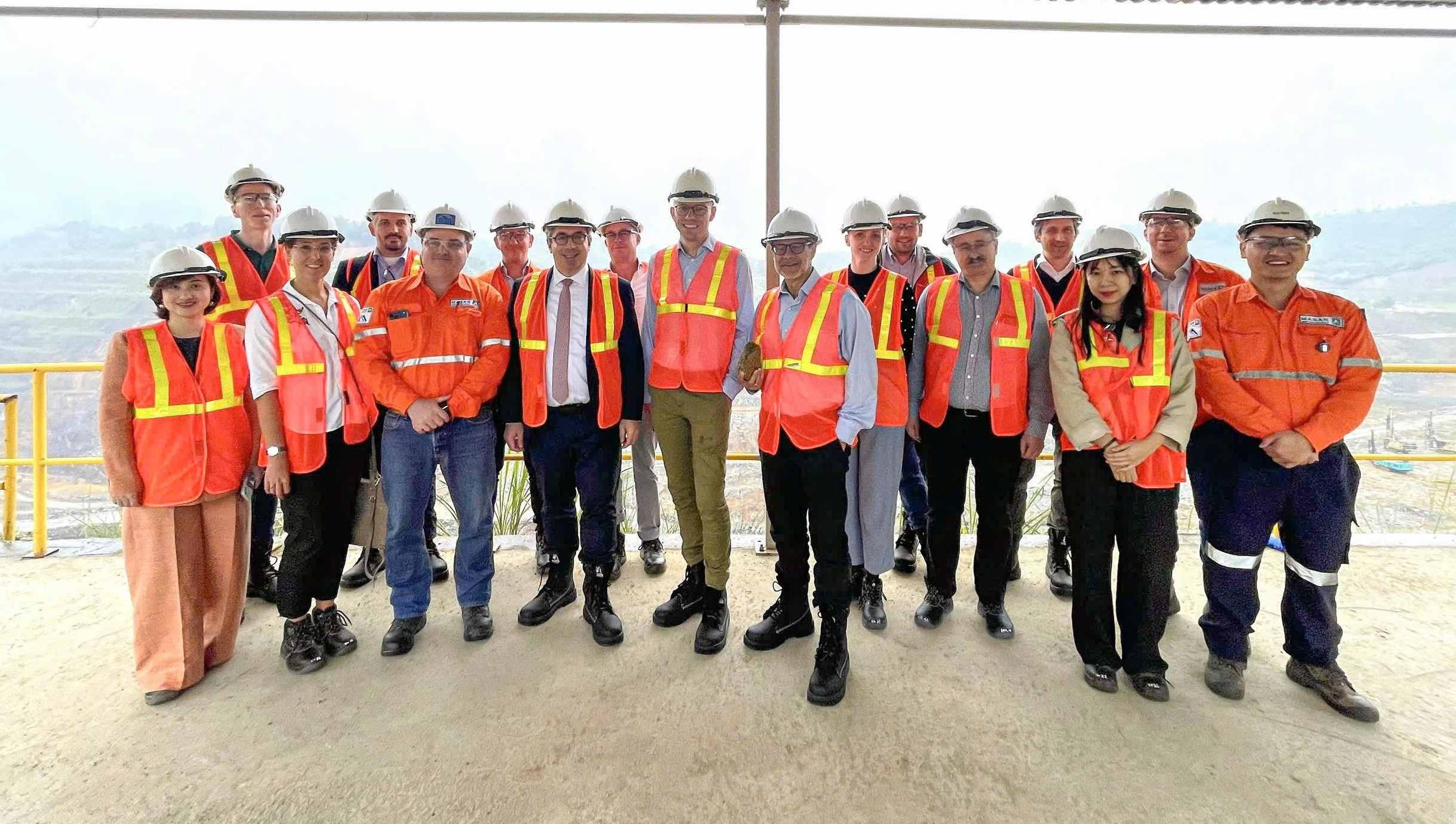 German Parliamentary State Secretary Stefan Rouenhoff visits Nui Phao mine