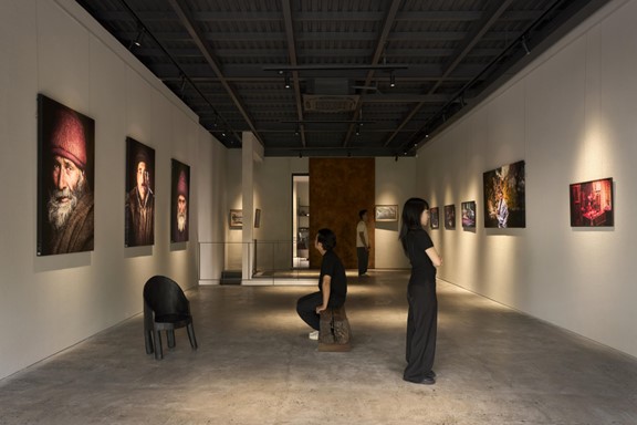 Photo exhibition “RED: Unlimited Red” opens in HCMC