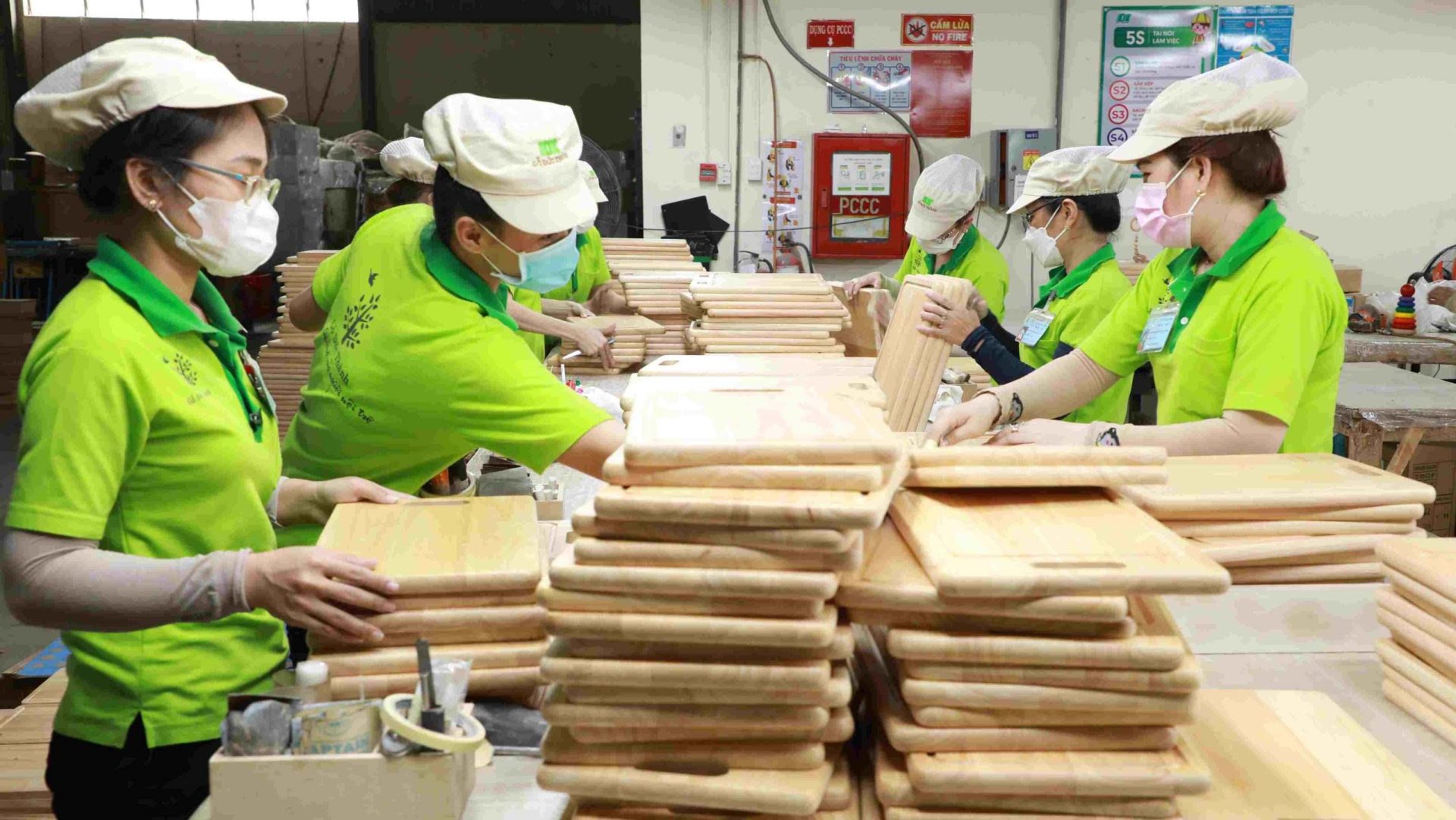 Vietnam’s trade set to surpass US$900 billion for first time