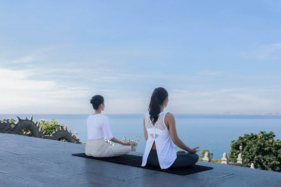 Meditation tour at Danang’s Lady Buddha