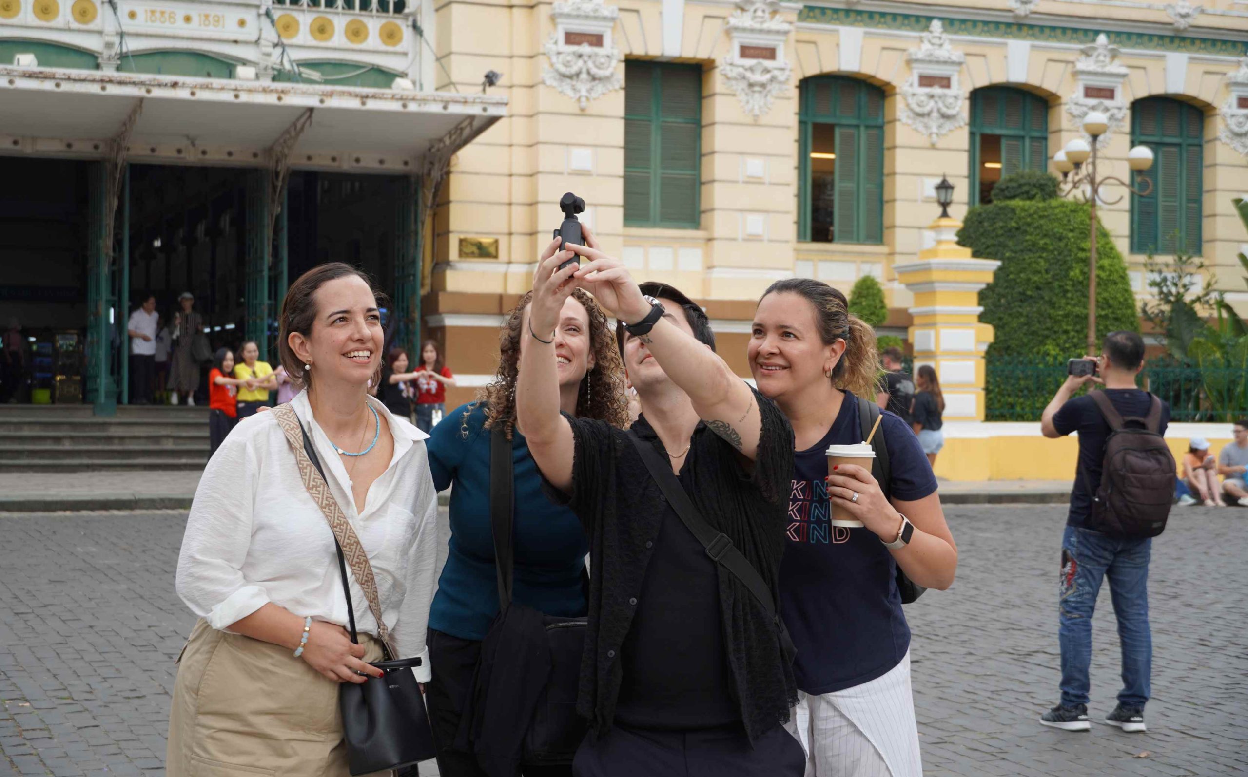 International arrivals to Vietnam reach new monthly high