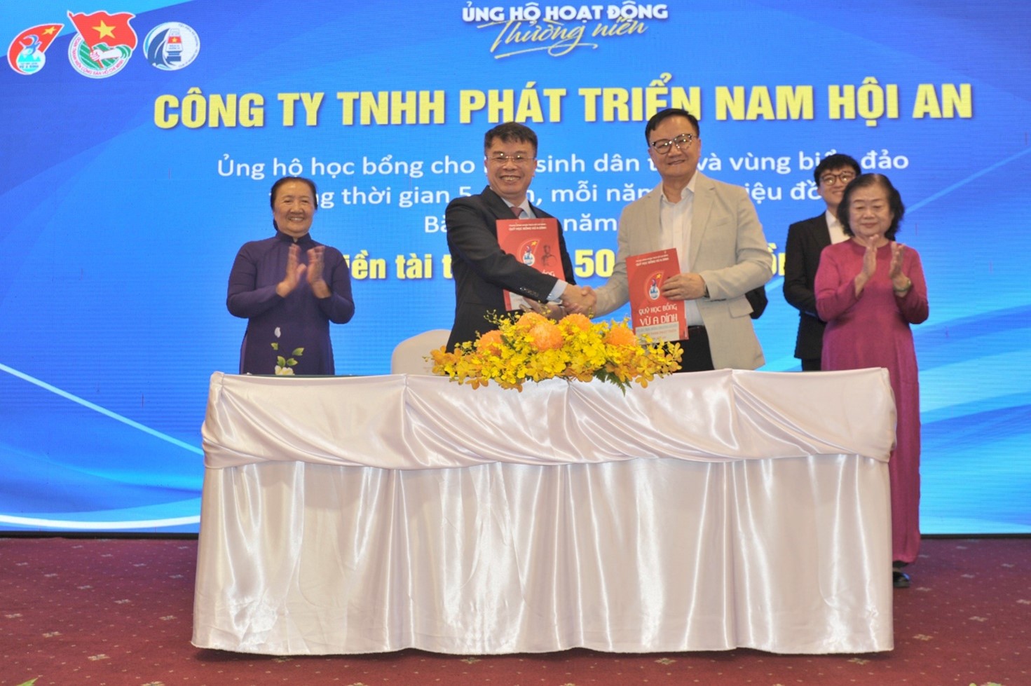 Hoiana commits VND1.5 billion to five-year education partnership